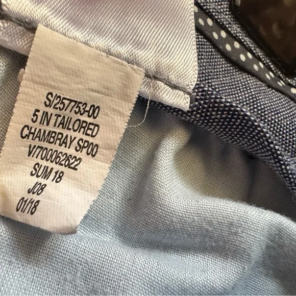 BANANA REPUBLIC Hampton Blue Chambray Jean Shorts womens size 28 / 6 - Picture 5 of 8